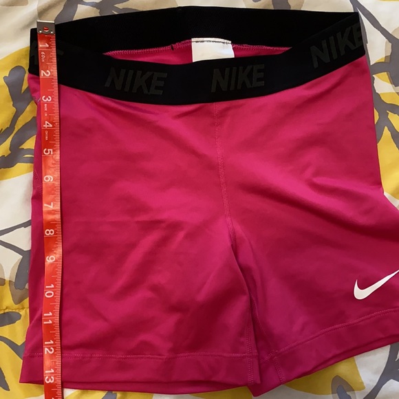 Nike dri fit shorts - Picture 4 of 5